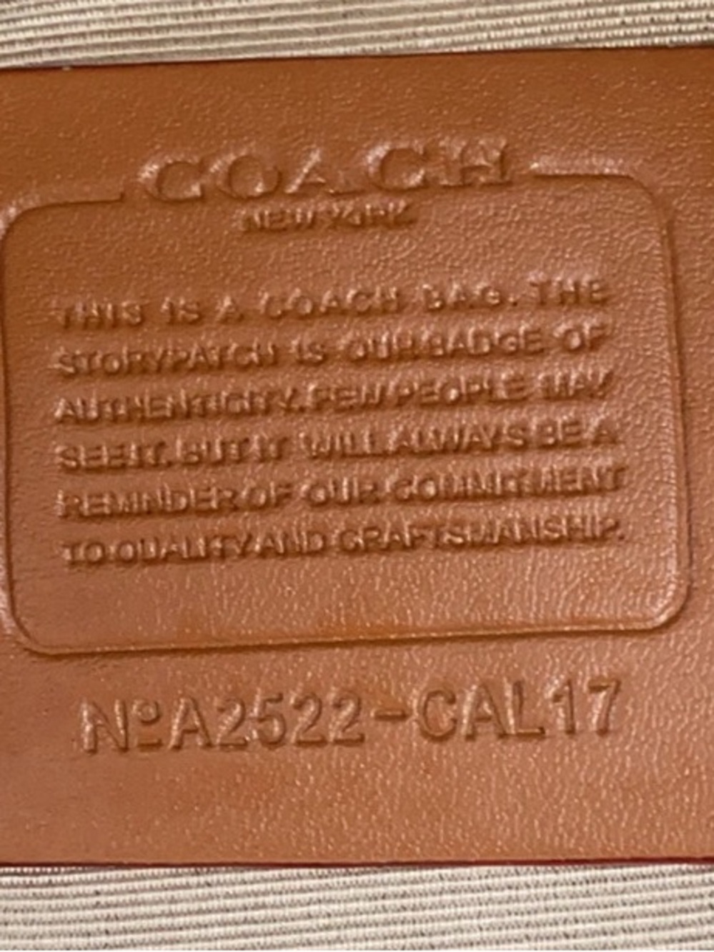 Coach Cream Pebbled Leather Shoulder Tote with Gold Hardware - Picture 9 of 9